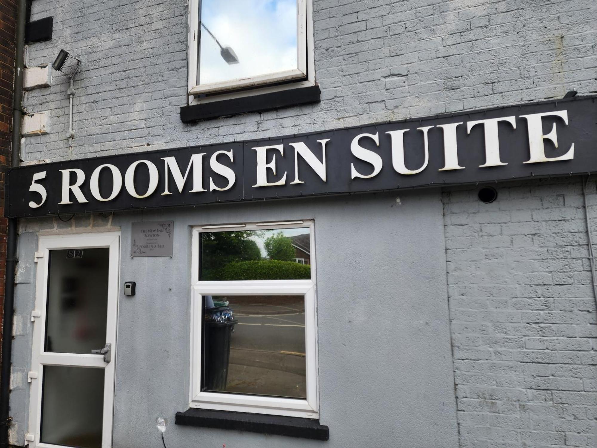 The New Accommodation Free Complementary Breakfast Tibshelf Bagian luar foto